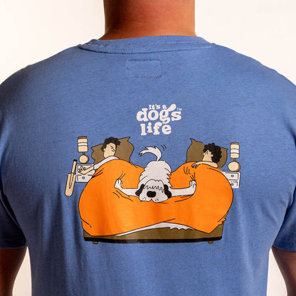 Dog in Bed Men's T-Shirt